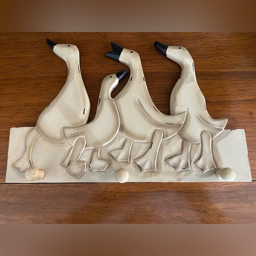 Charming Cream Goose Wall Decor